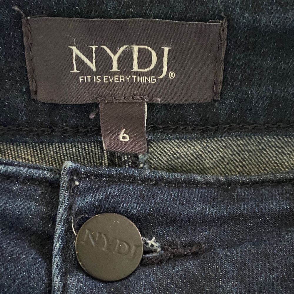 NYDJ Alina Legging Jean - Picture 3 of 5